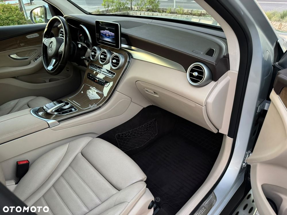 Mercedes-Benz GLC 250 4-Matic - 2