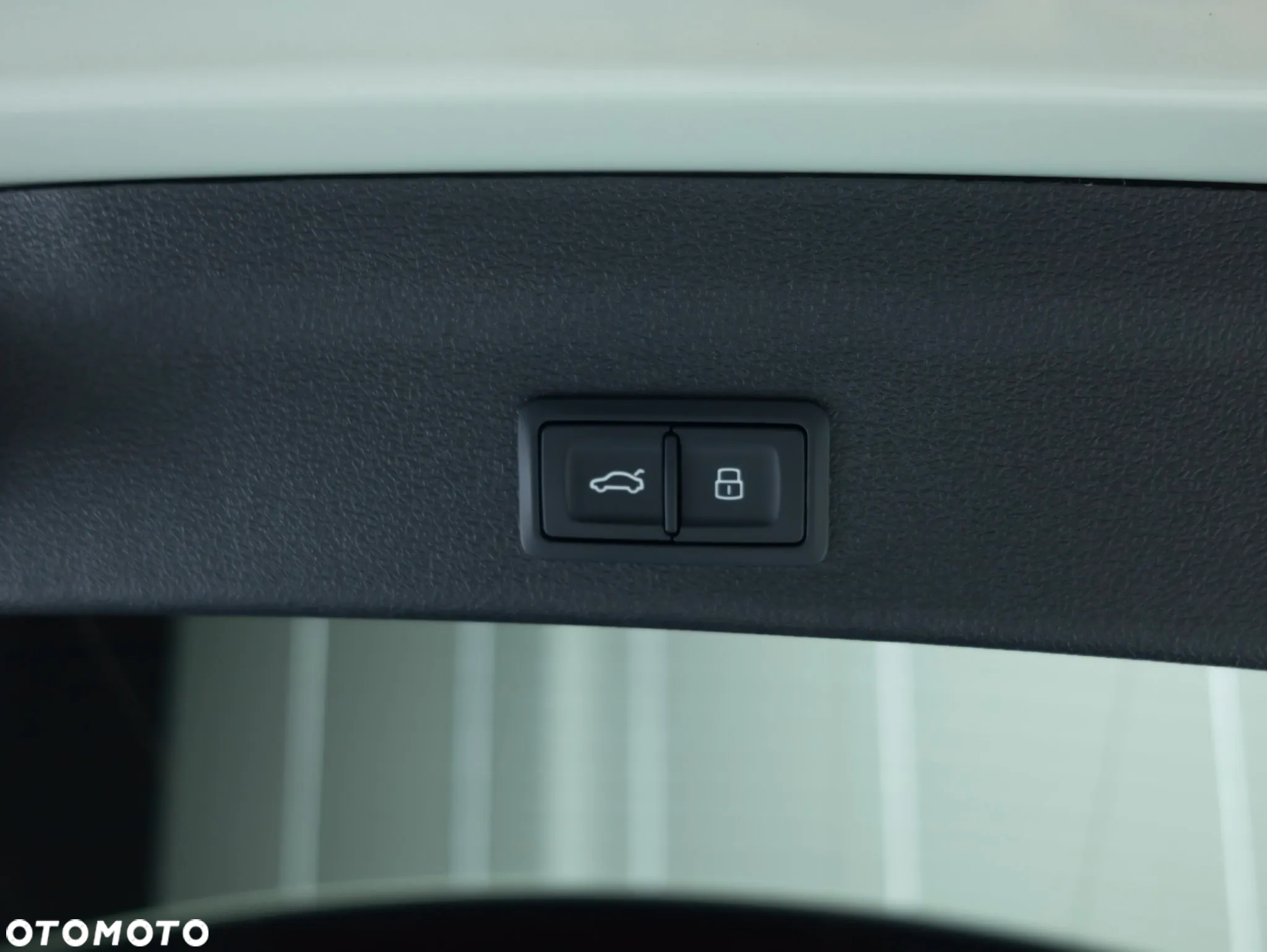 Audi A6 Allroad - 32