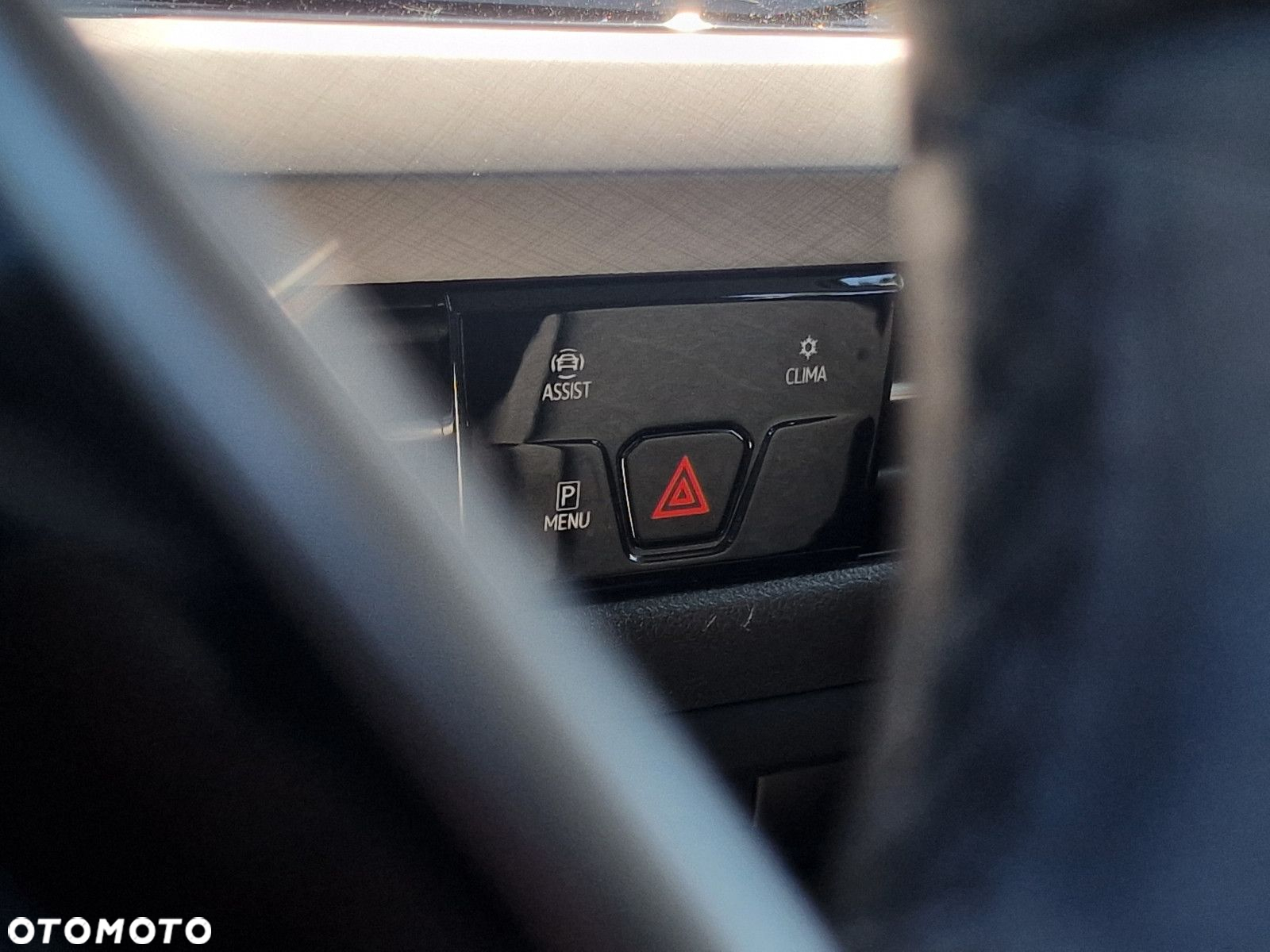 Volkswagen Golf - 31