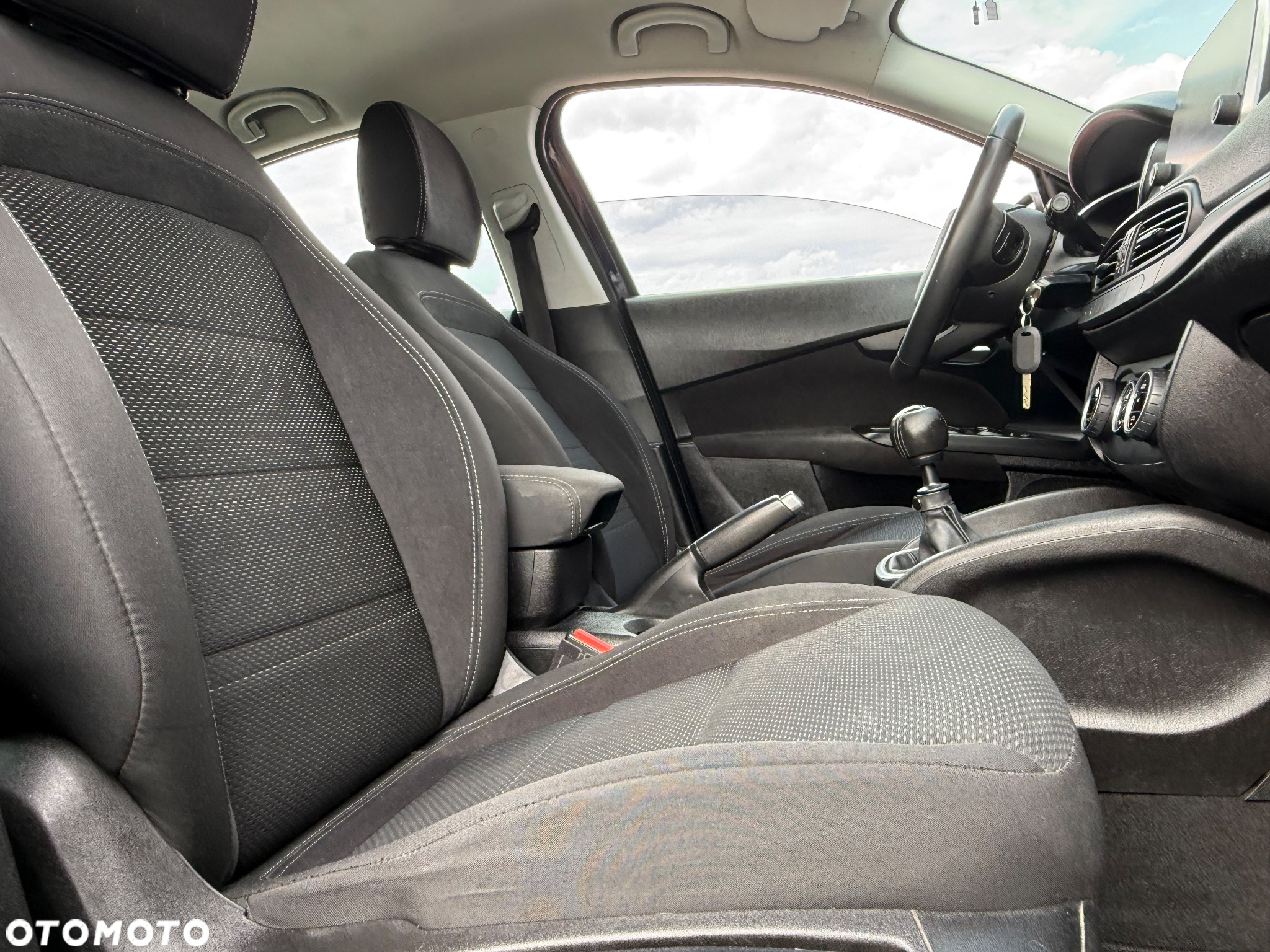 Fiat Tipo 1.4 T-Jet 16v Lounge EU6 - 15