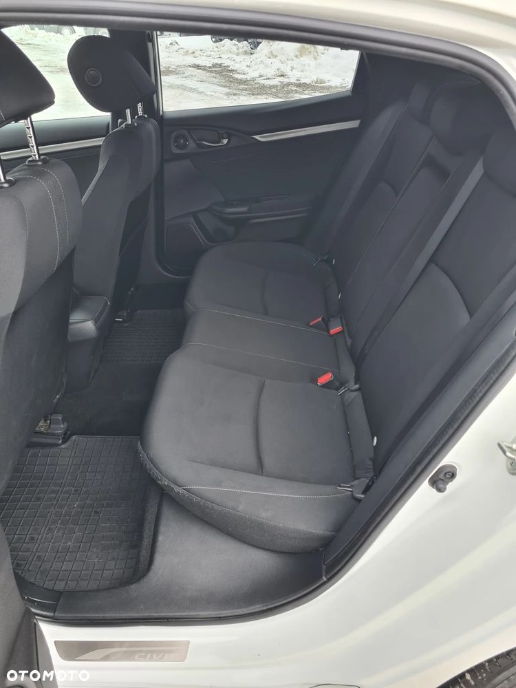 Honda Civic 1.0 T Comfort Sport Line - 28