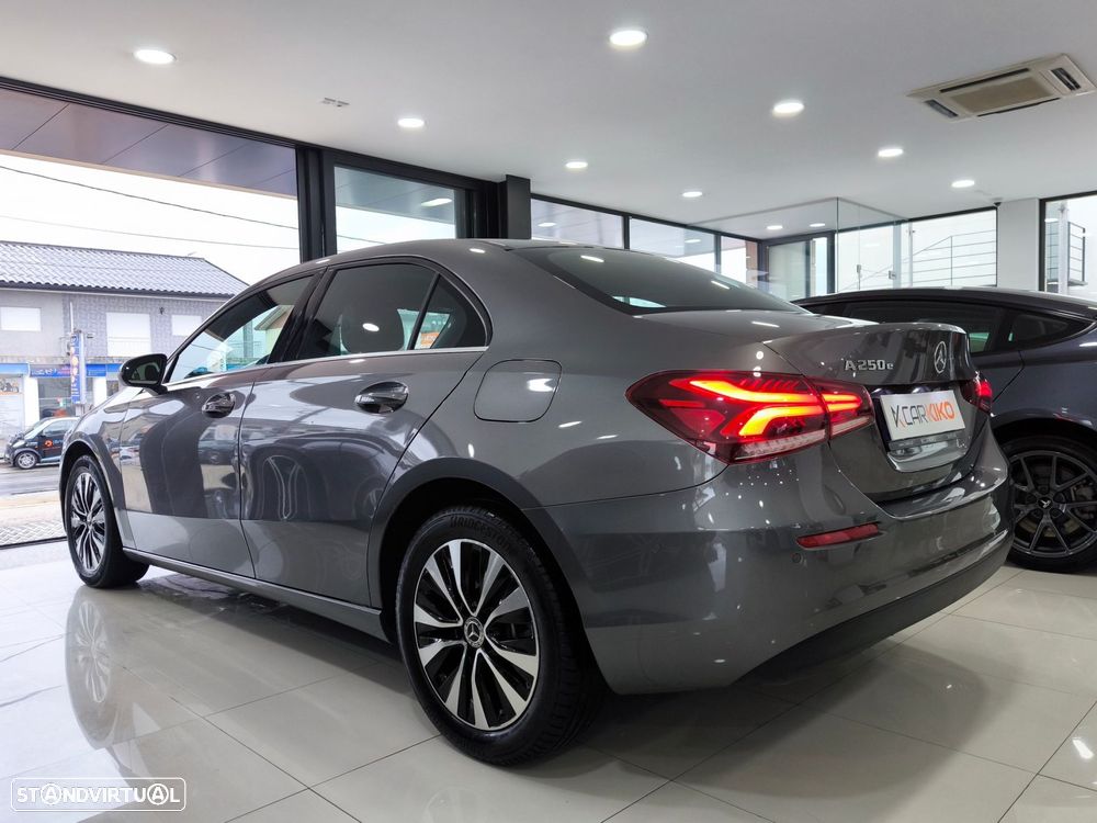 Mercedes-Benz A 250 Limousine e Progressive - 5