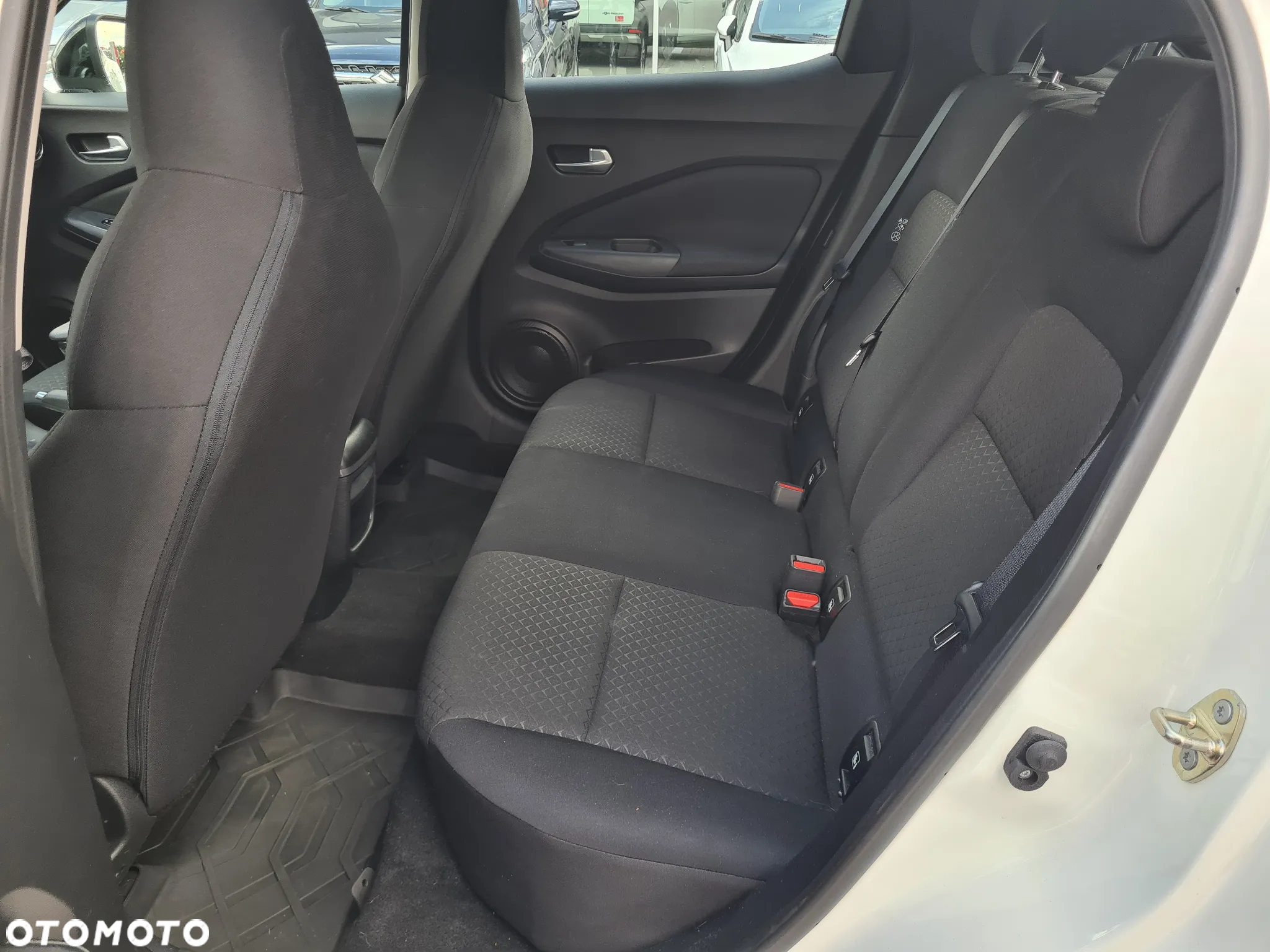 Nissan Juke 1.0 DIG-T Acenta DCT - 17
