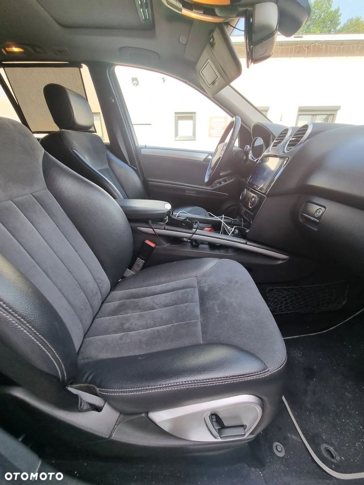 Mercedes-Benz ML - 8