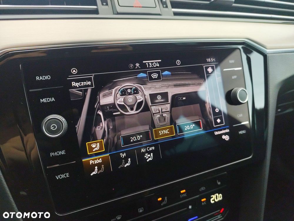 Volkswagen Passat - 34