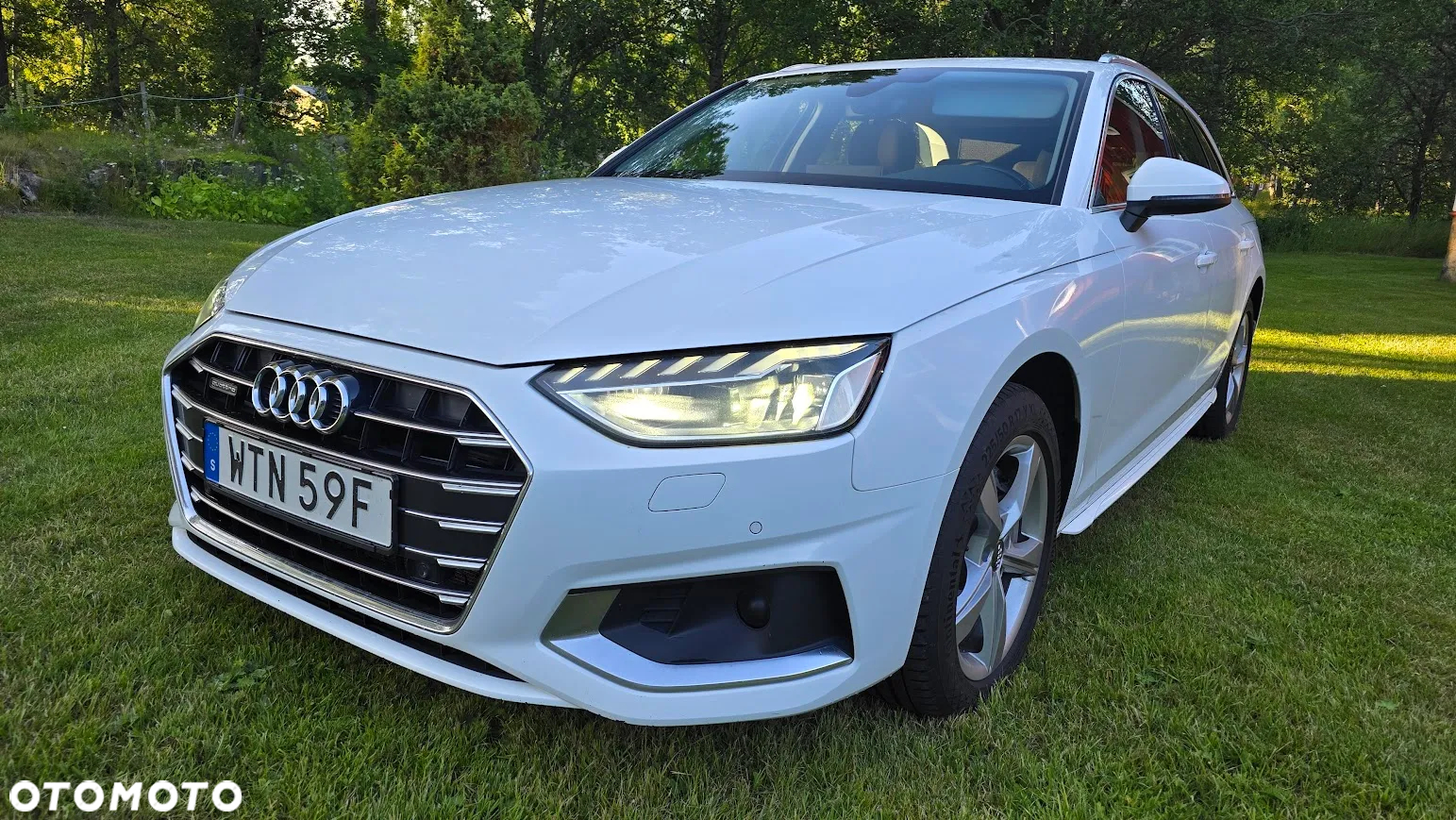 Audi A4 Avant 40 TDI quattro S tronic - 13