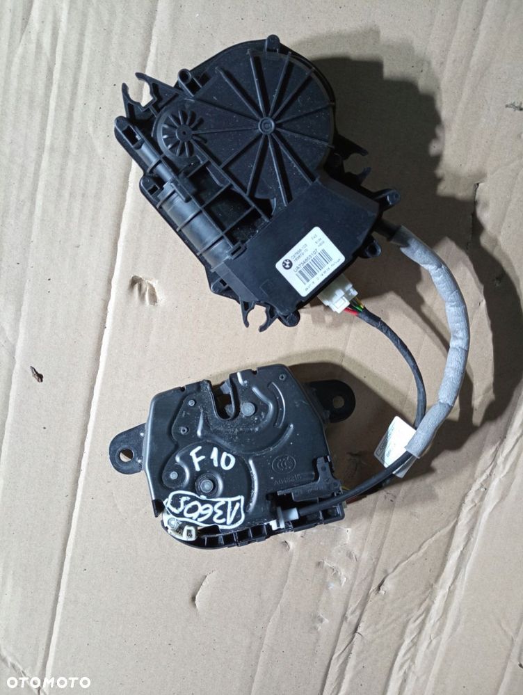 BMW F45 SIŁOWNIK ZAMEK DOCIĄG KLAPY BAGAŻNIKA 163672 - 1