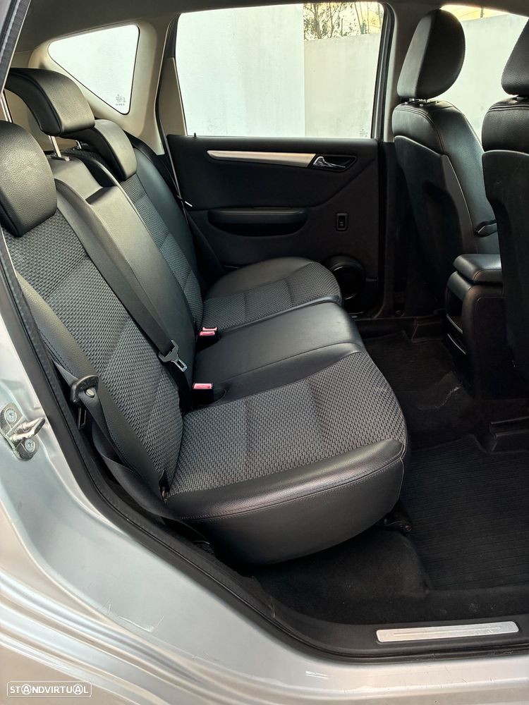 Mercedes-Benz A 160 Avantgarde BlueEfficiency - 9