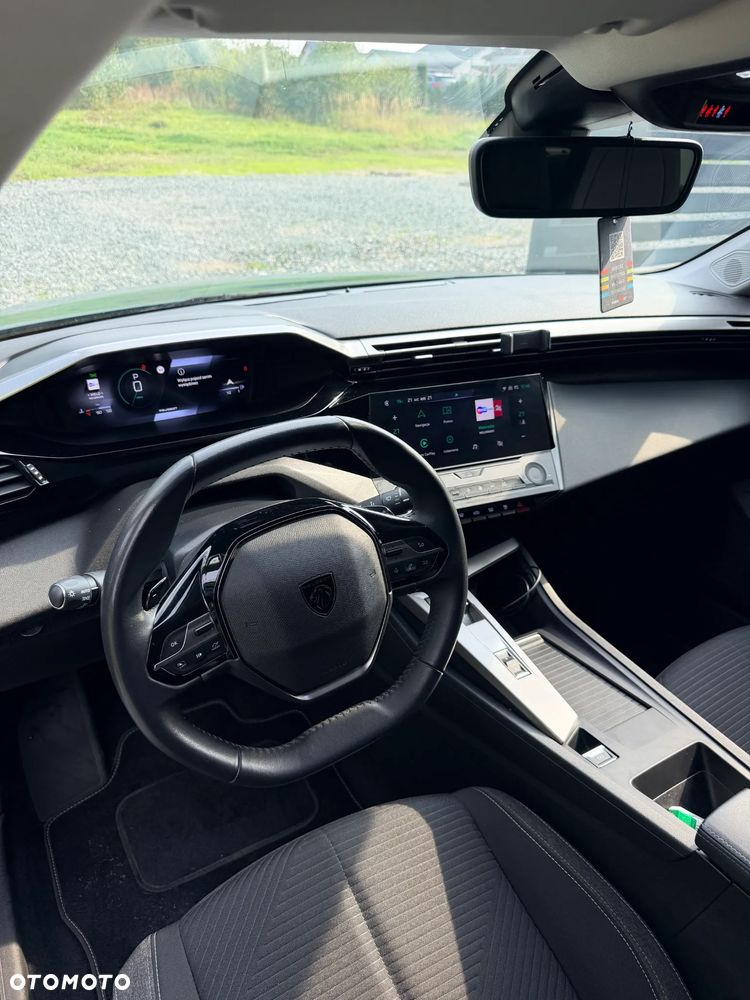 Peugeot 308 - 13