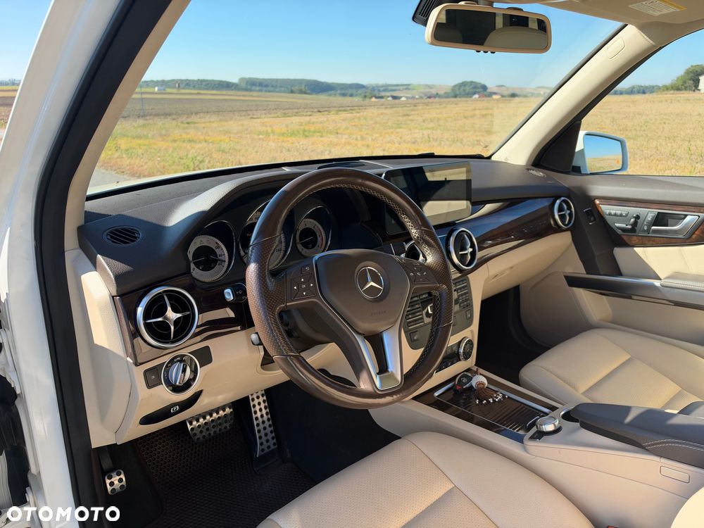 Mercedes-Benz GLK - 8