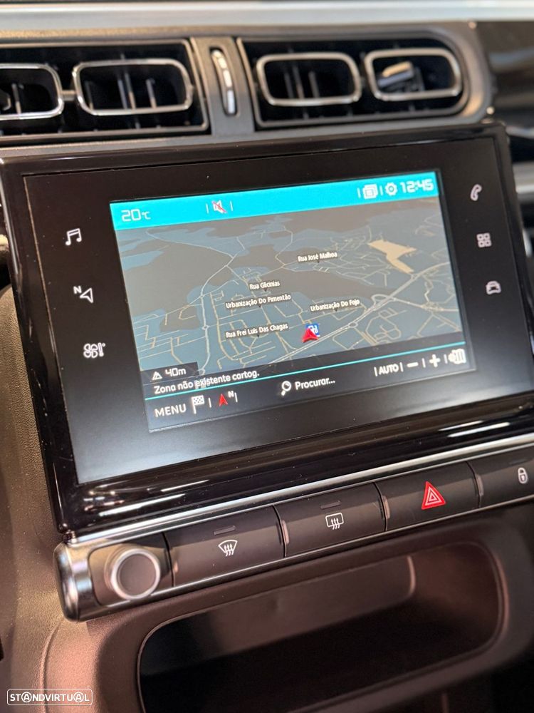 Citroën C3 1.2 PureTech Shine - 18