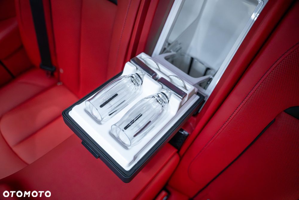 Rolls-Royce Cullinan Series II Black Badge - 12