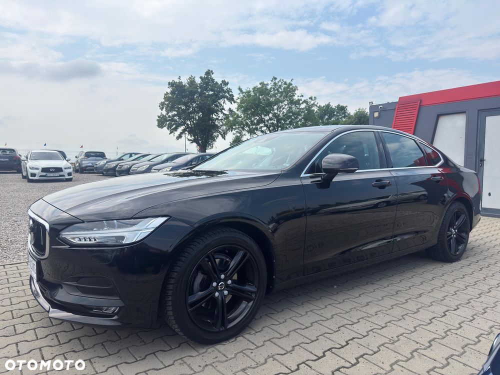 Volvo S90 D4 Geartronic Momentum Pro - 1