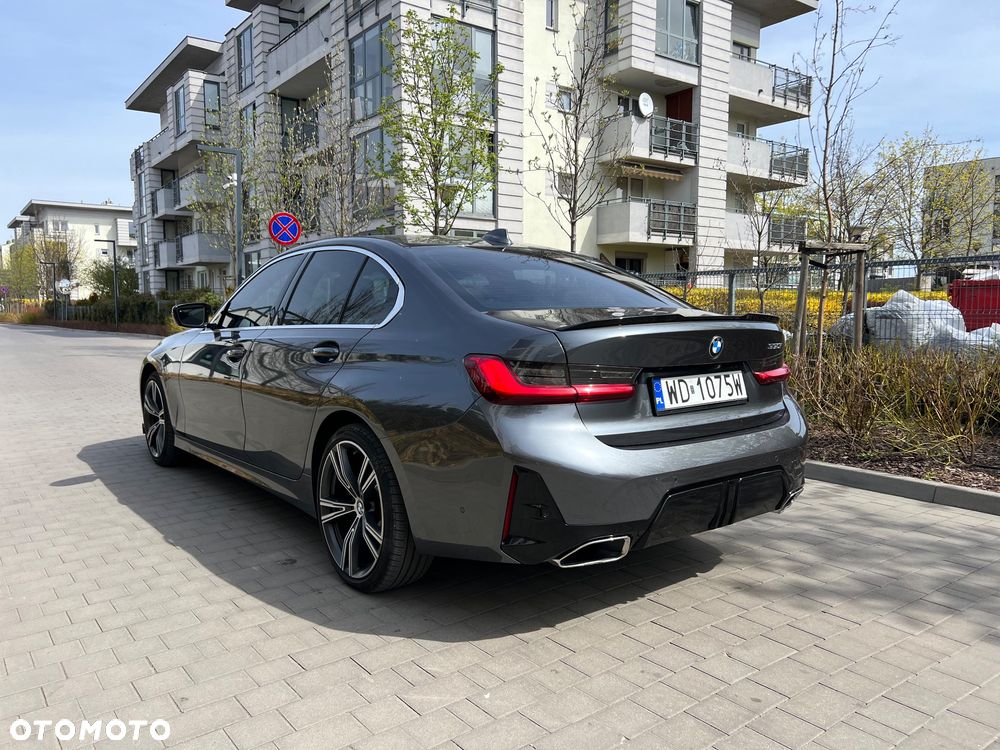 BMW Seria 3 330i M Sport - 6