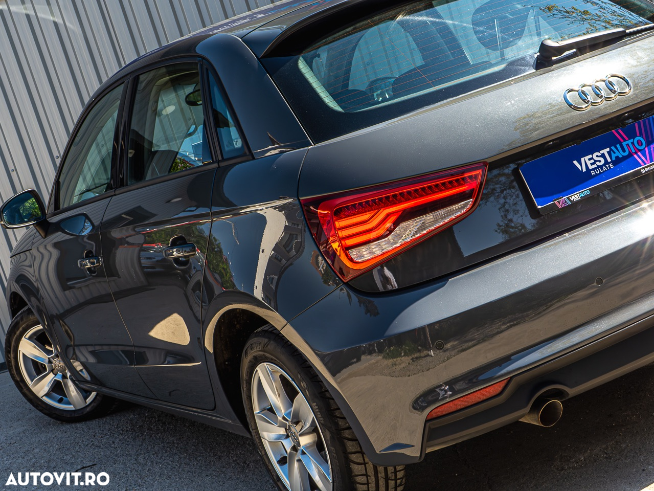 Audi A1 Sportback 1.4 TDI Design - 13