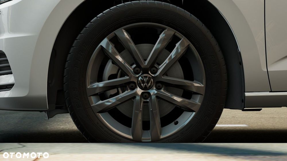 Volkswagen Touran - 13