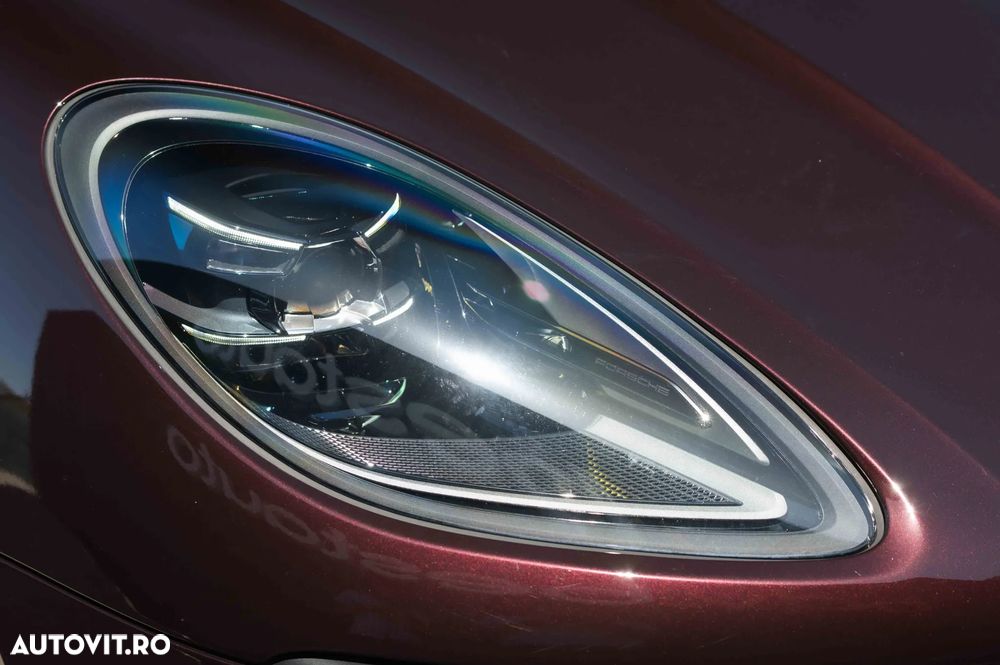 Porsche Macan T - 14