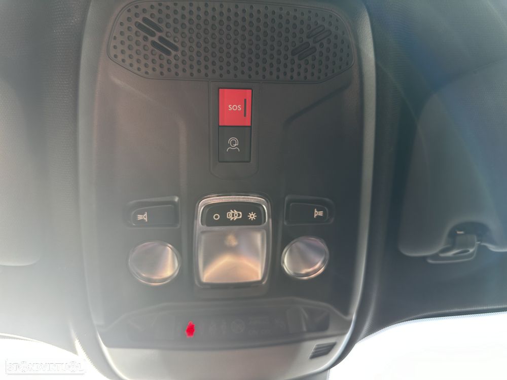 Peugeot 2008 1.2 PureTech Allure Pack - 15