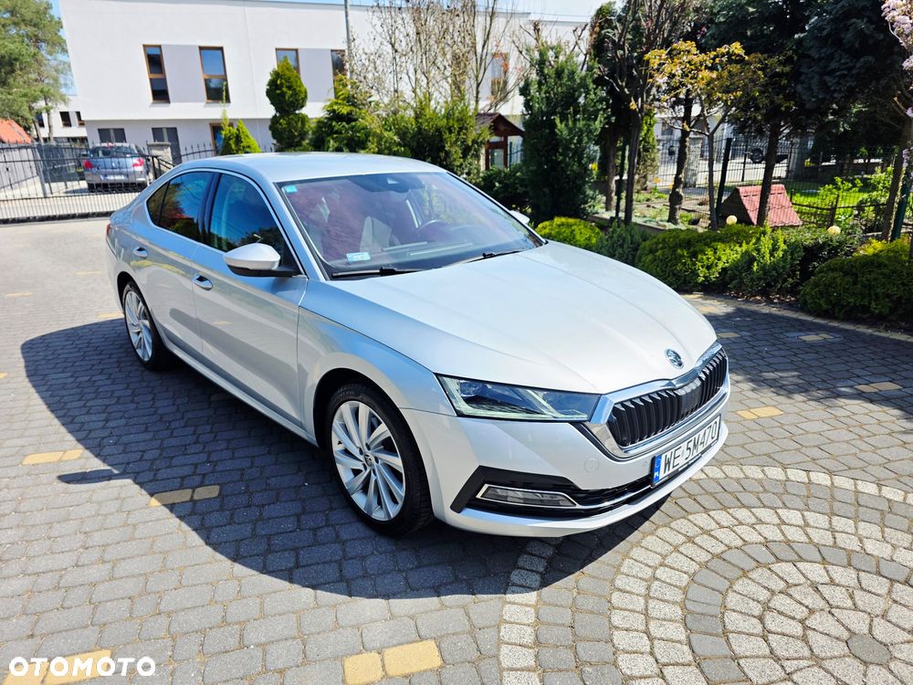 Skoda Octavia 2.0 TSI 4x4 Style DSG - 9