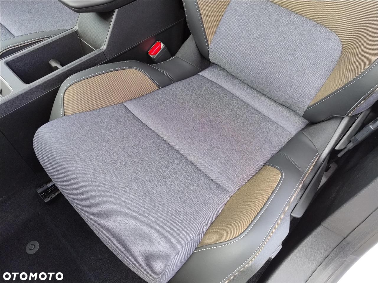 Renault 5 52kWh Comfort Range Techno - 12