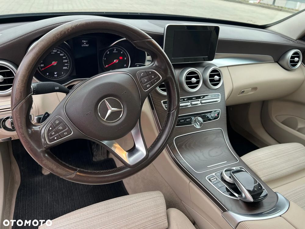 Mercedes-Benz Klasa C 220 (BlueTEC) d 7G-TRONIC - 16