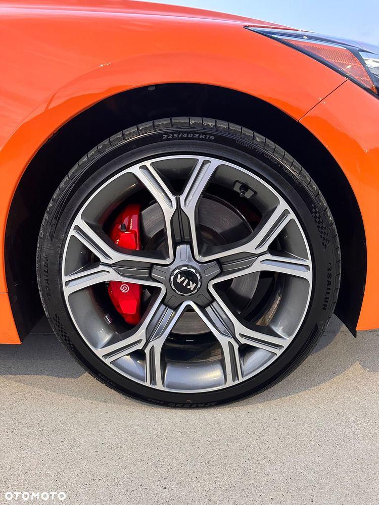 Kia Stinger 3.3 T-GDI V6 GT AWD - 12
