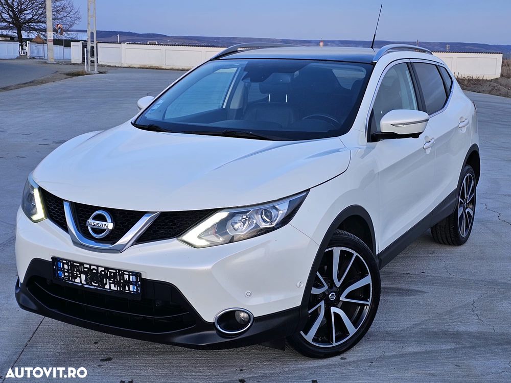Nissan Qashqai 1.6 DCI Xtronic TEKNA+ - 36