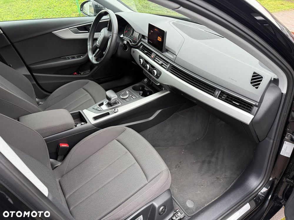 Audi A4 Avant 35 TDI S tronic design - 9