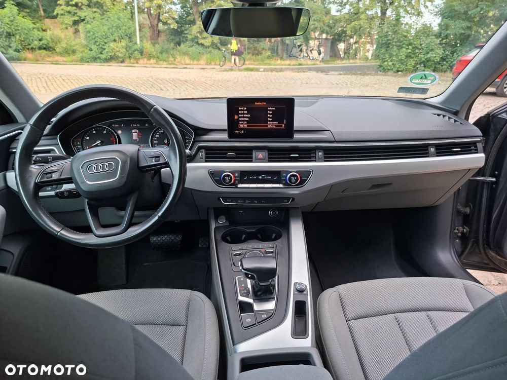 Audi A4 Avant 2.0 TDI S tronic - 30