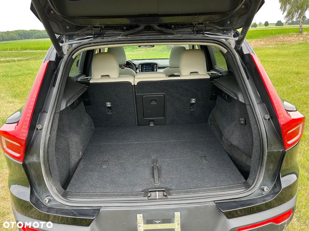 Volvo XC 40 T5 AWD Geartronic Momentum - 16