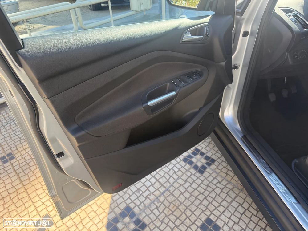 Ford C-Max 1.5 TDCi Titanium S/S - 8