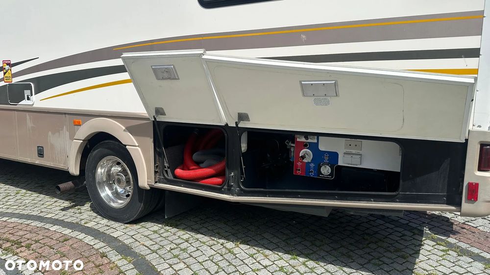 Inny Fleetwood Bounder 34T - 37