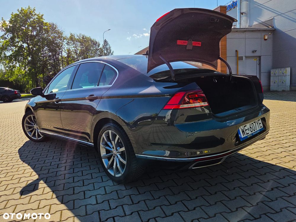 Volkswagen Passat 2.0 TSI Elegance DSG - 20