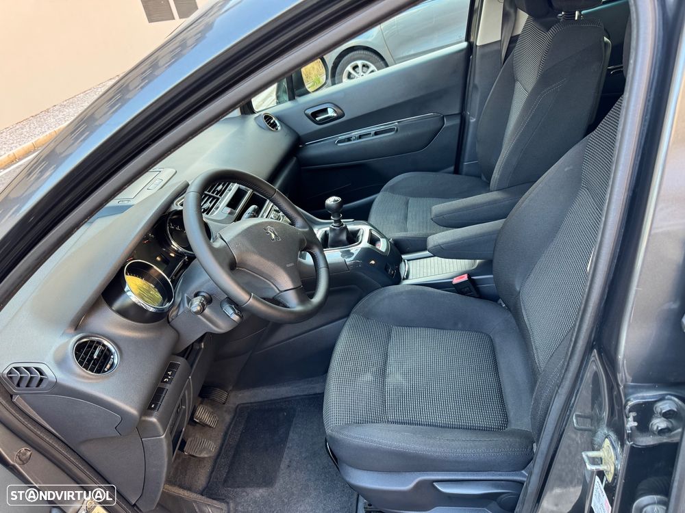 Peugeot 5008 1.6 HDi 7L Allure - 9