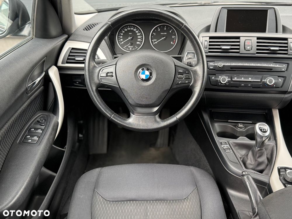 BMW Seria 1 116d - 34