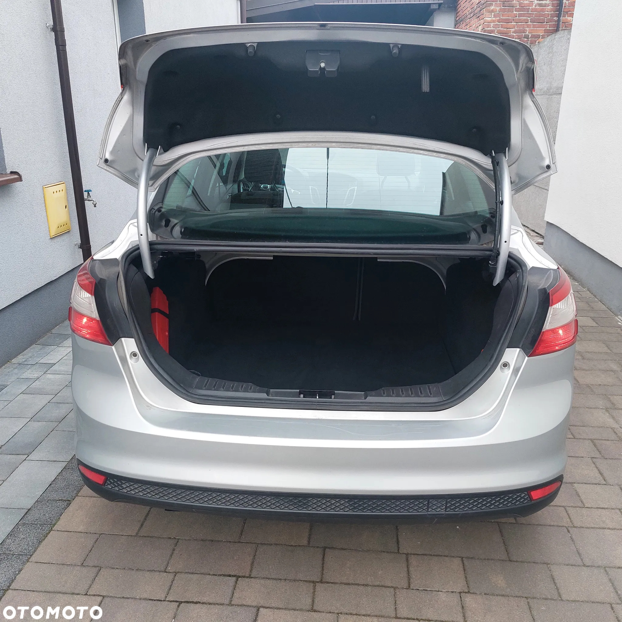 Ford Focus 1.6 TDCi Trend Sport - 4