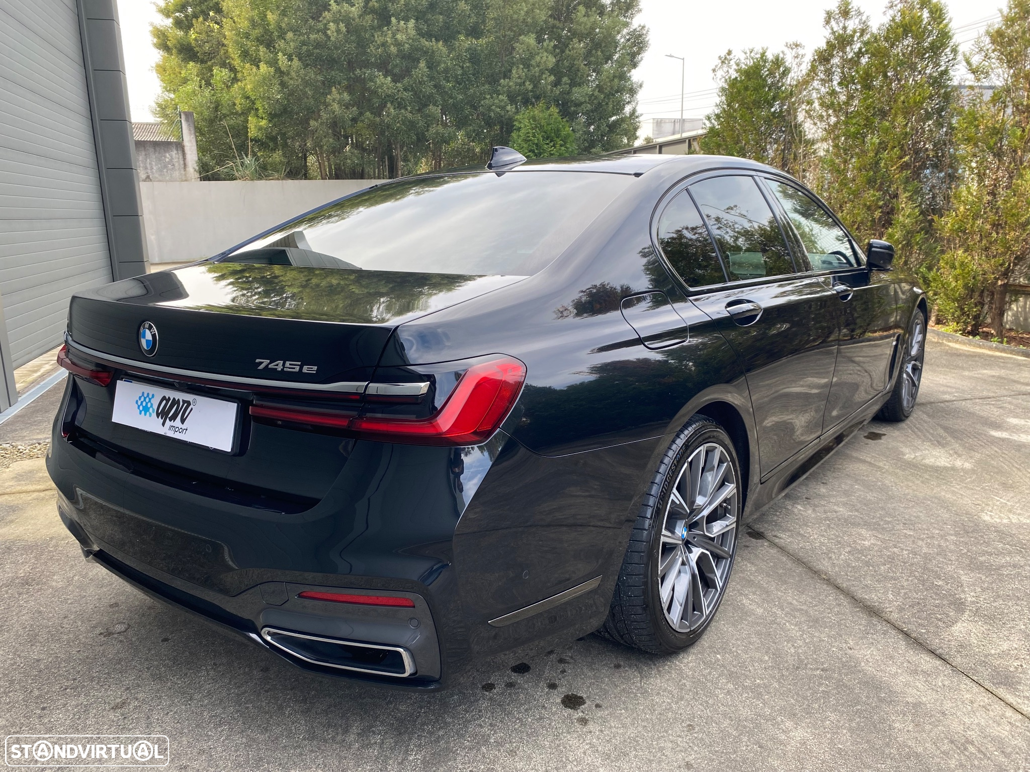 BMW 745 e iPerformance Pack M Auto - 8