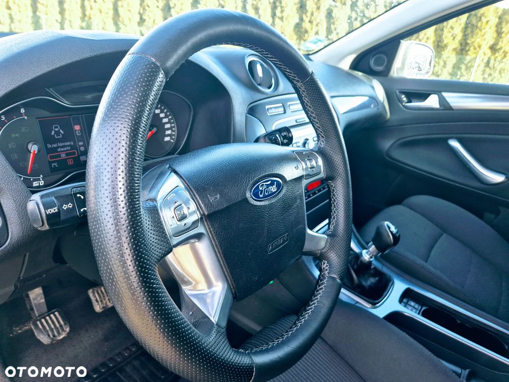 Ford Mondeo SW 2.0 TDCi Business Edition - 4