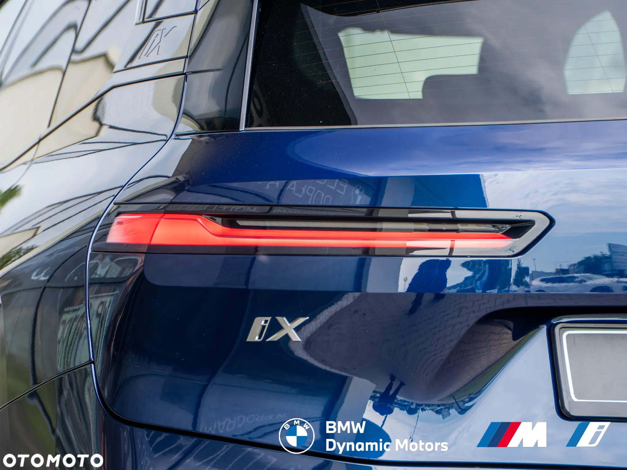 BMW iX xDrive45 - 11