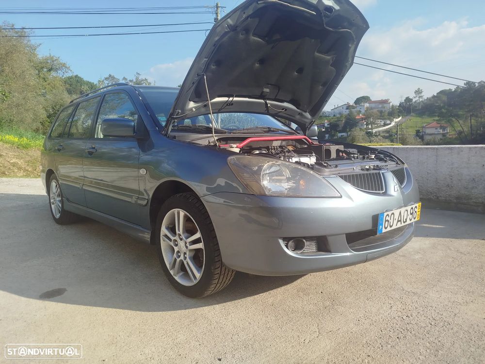 Mitsubishi Lancer SW 1.6 Intense GPL - 6