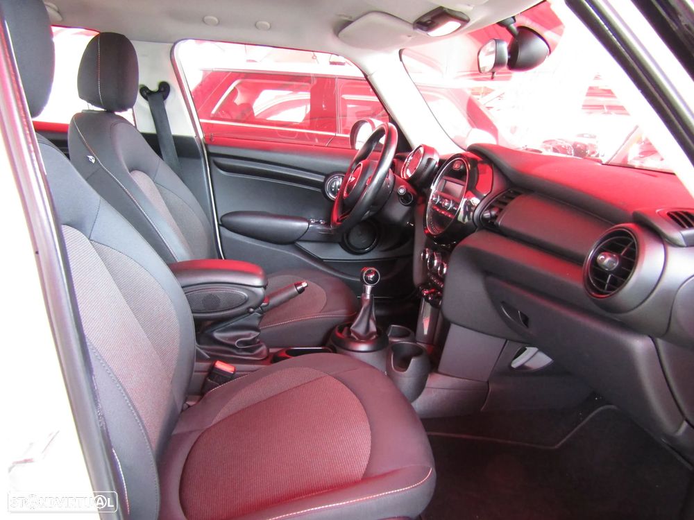 MINI 5 Portas One D - 9