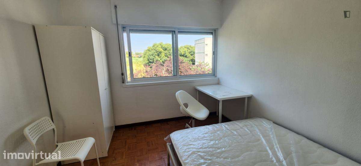Quarto - localizado em Alvalade Lisbon - Grande imagem: 5/21