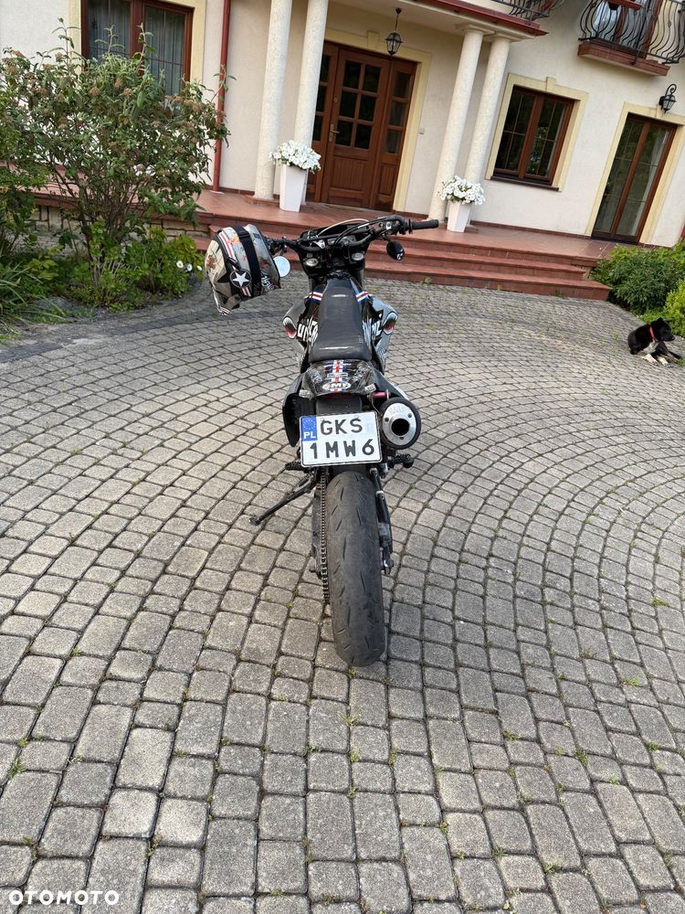 Suzuki DR-Z - 4