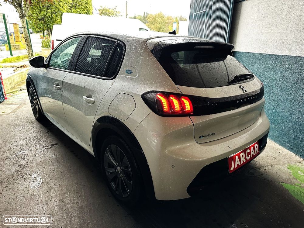 Peugeot e-208 50 kWh Active Pack - 2