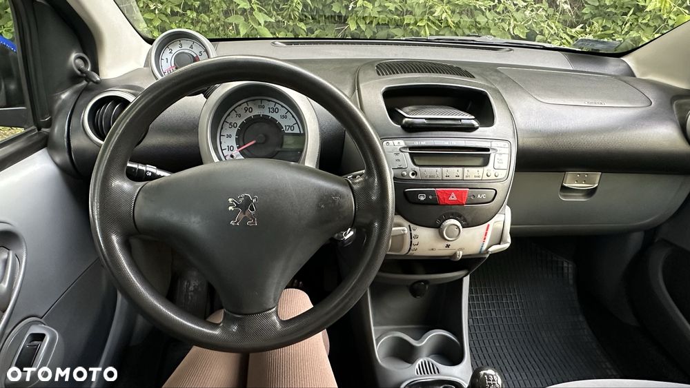 Peugeot 107 - 8