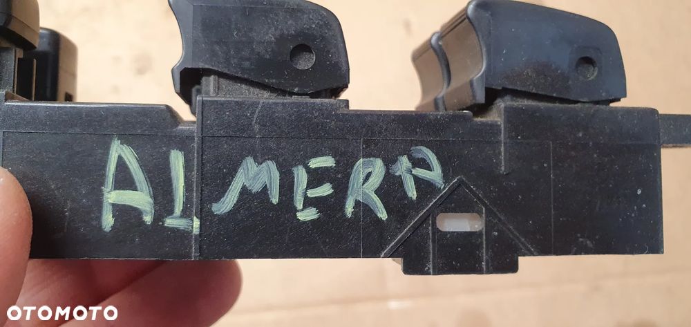 Przełącznik panel sterowania szyb Nissan Almera - 5