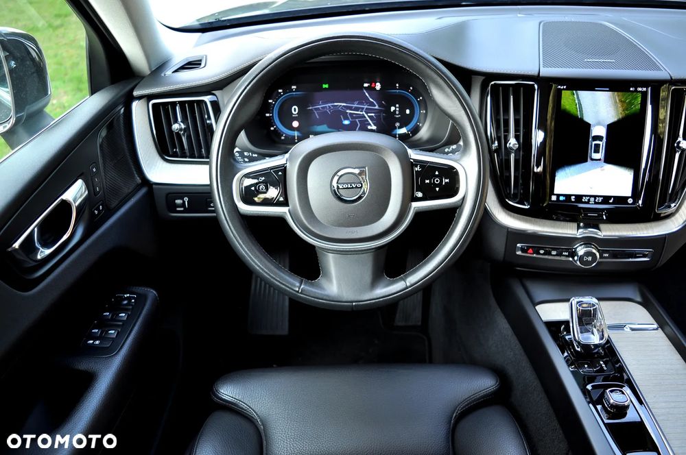 Volvo XC 60 B4 D AWD Geartronic Inscription - 27