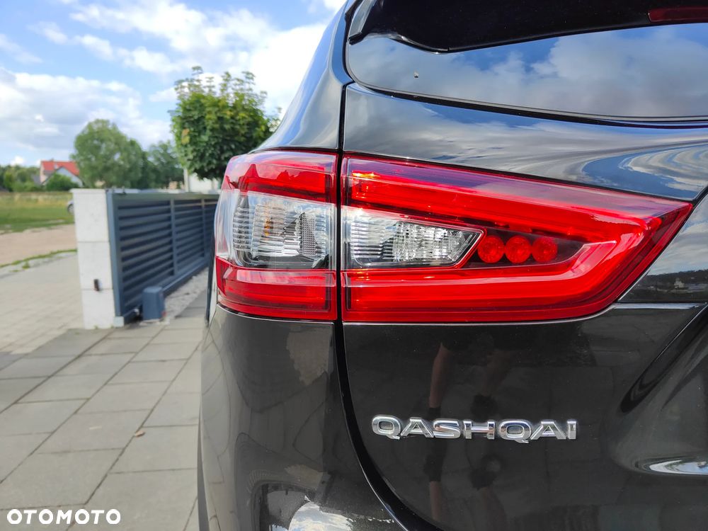 Nissan Qashqai 1.5 dCi N-Connecta - 10