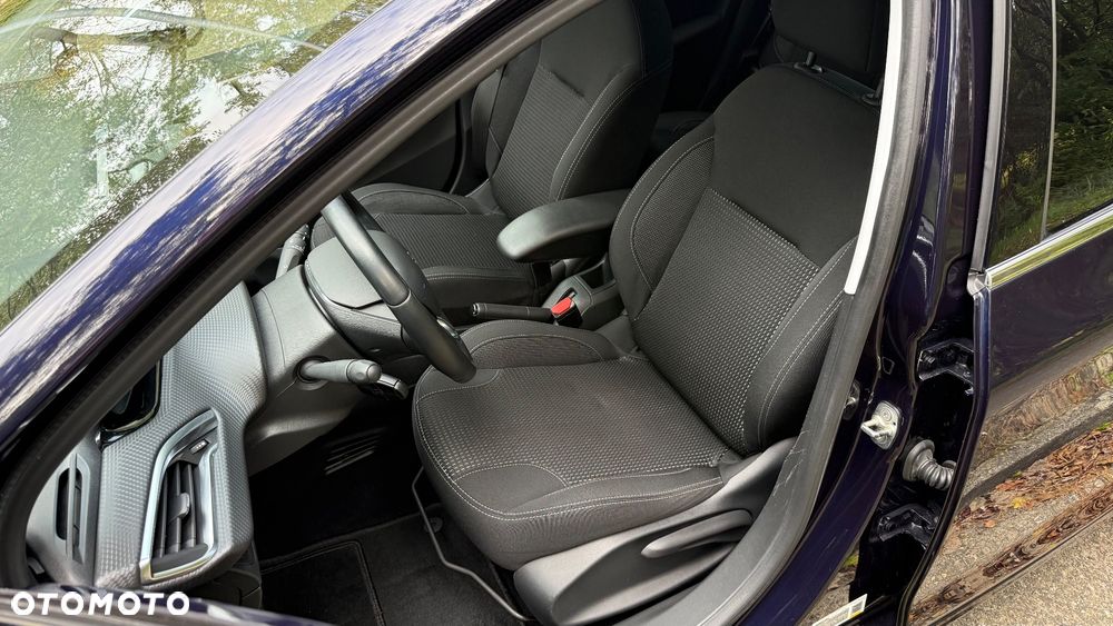 Peugeot 208 PureTech 82 Start & Stop Allure - 22