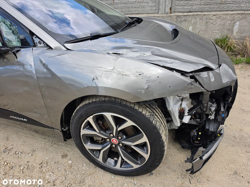 Jaguar I-Pace EV400 AWD R-DYNAMIC HSE - 29
